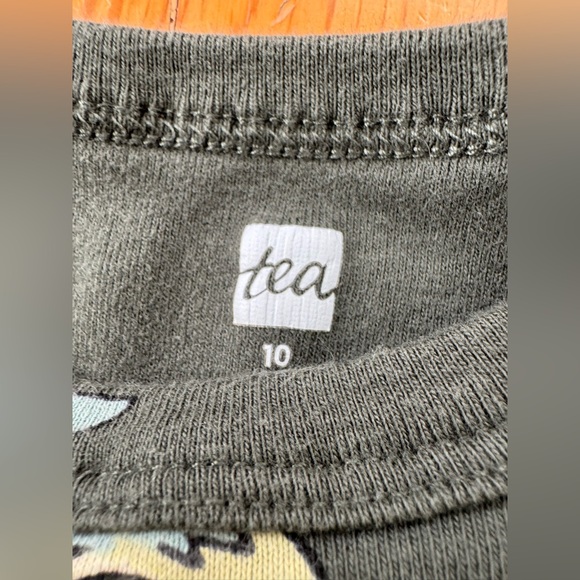 Tea Collection Dragon PJ Top - Picture 3 of 3